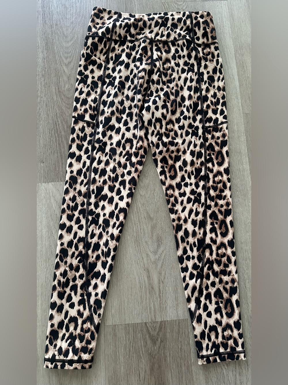 Women’s 3 Victoria’s Secret Leggings Size 8 Medium Leopard Print/Solid Burgundy - Picture 8 of 14